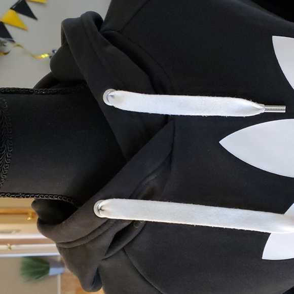 Adidas Crop Top Hoodie - Picture 3 of 9